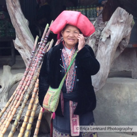 dao village lady
